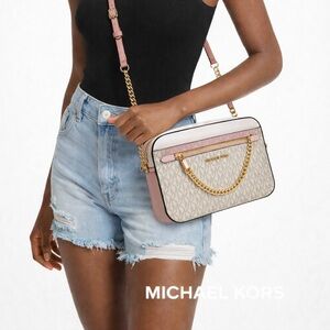 🌸NWT Michael Kors Jet Set Large printed Logo Crossbody Bag. Powder Blush Rose.